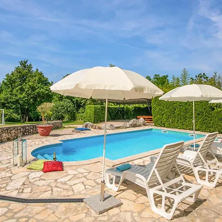 2 Bedroom Awesome In Labin Ferienhaus
