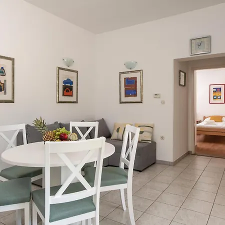Holiday home Stunning In